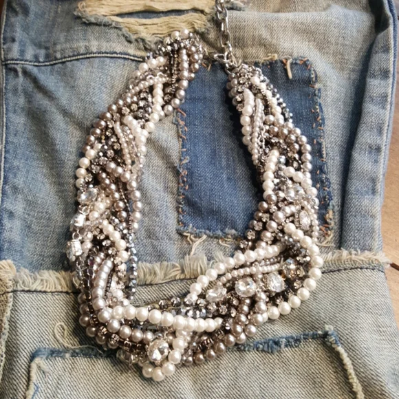 Chico's Twisted Pearl and Silver Necklace - Picture 8 of 8